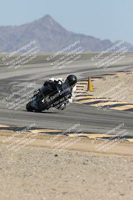 media/Oct-02-2025-Racers Edge (Thu) [[2c91cb6ab3]]/2-A Group/Session 5-Turn 12 (130pm)/